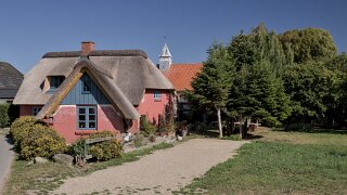 Årø By